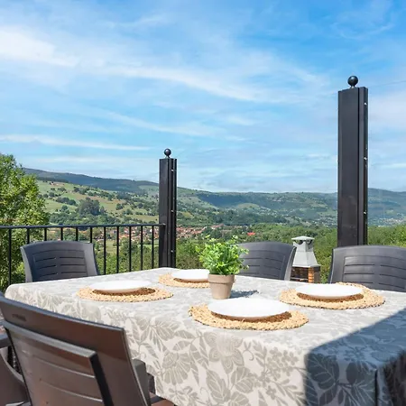 Casa vacanze La Casuca De Barcena *