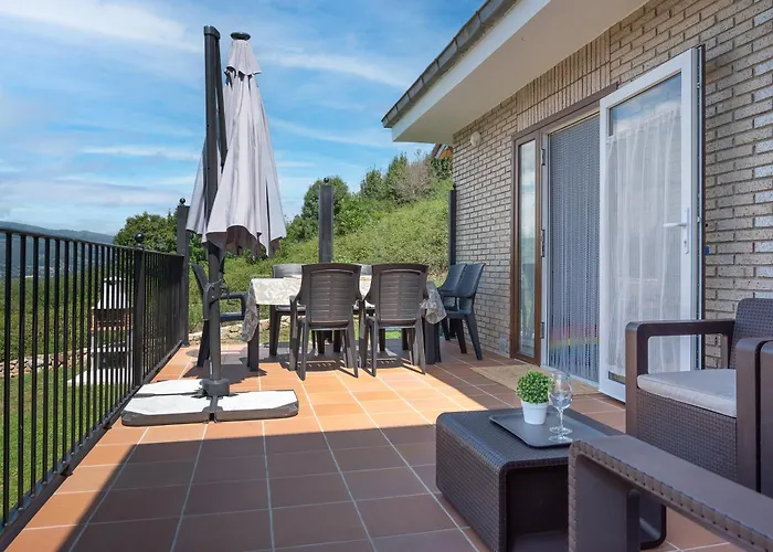 La Casuca De Barcena Holiday home *